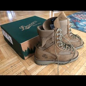 NEW IN BOX Danner Marine Expeditionary Boots